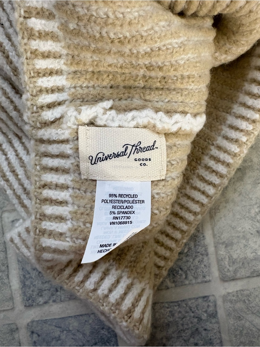 4 Piece Neutral Winter Set-3 Beanies+1 Headband - Picture 6 of 12
